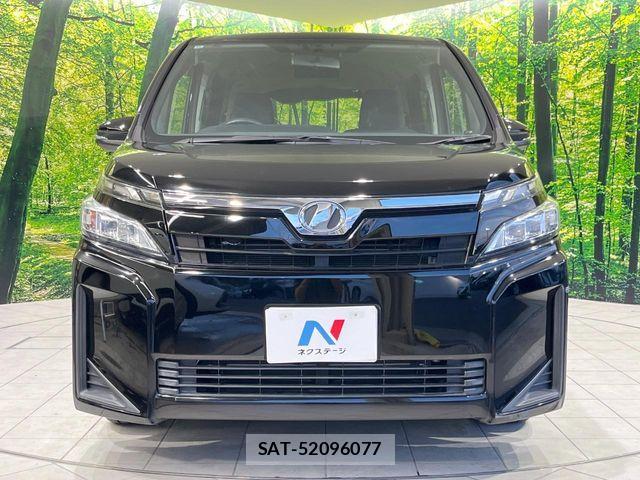 Toyota VOXY 2018-11 6817933-14