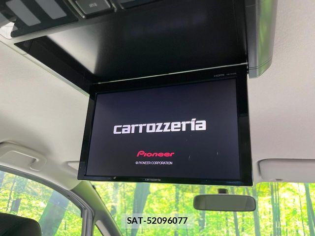 Toyota VOXY 2018-11 6817933-2