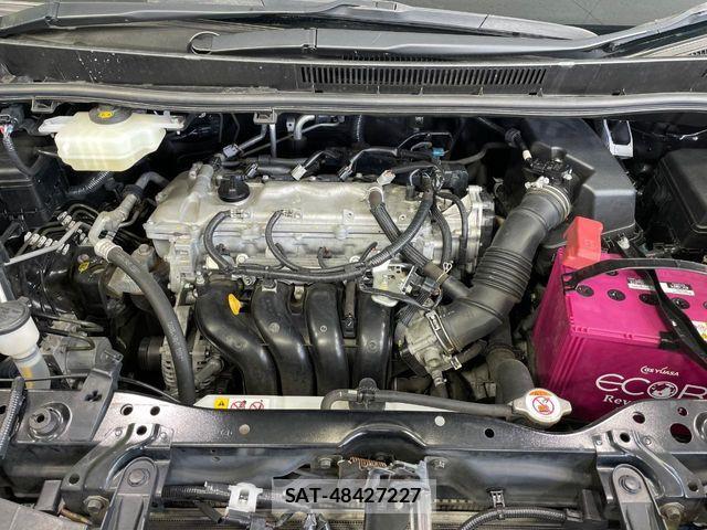 Toyota VOXY 2017-08 6817925-17