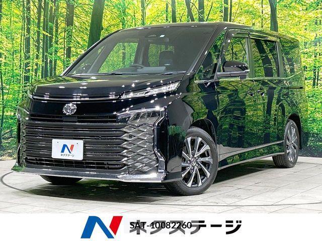 Toyota VOXY 2023-05 6817892-0