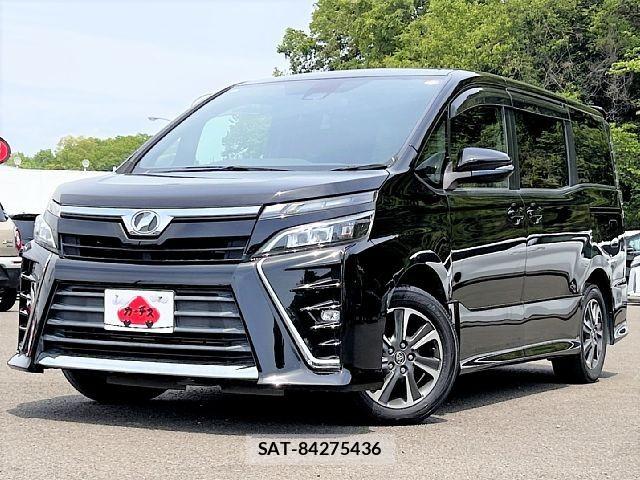 Toyota VOXY 2017-09 6817921-0