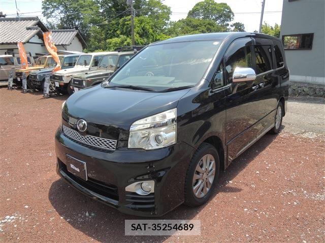 Toyota VOXY 2013-05 6817964-3