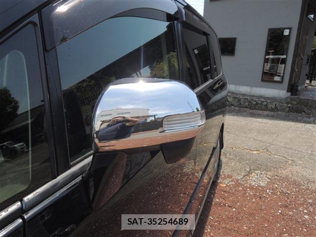 Toyota VOXY 2013-05 6817964-7