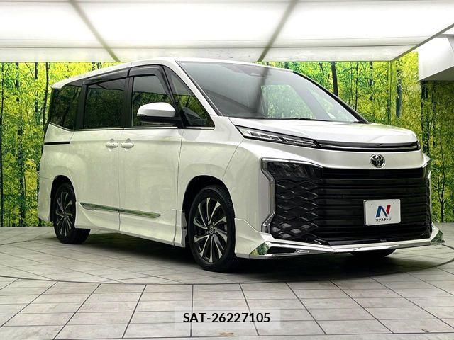 Toyota VOXY 2024-04 6817888-15