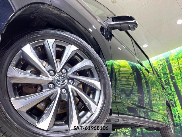 Toyota VOXY 2024-02 6817893-13