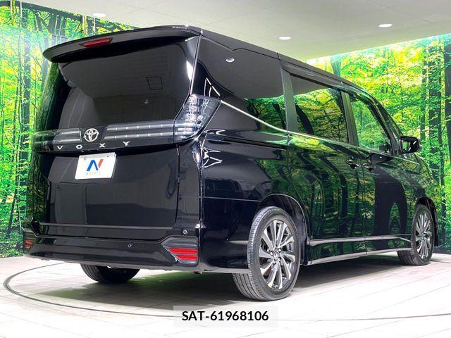 Toyota VOXY 2024-02 6817893-17