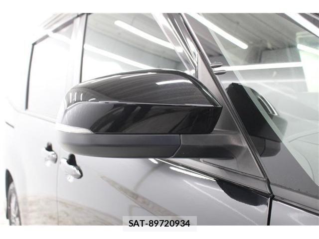 Toyota VOXY 2024-07 6817899-9