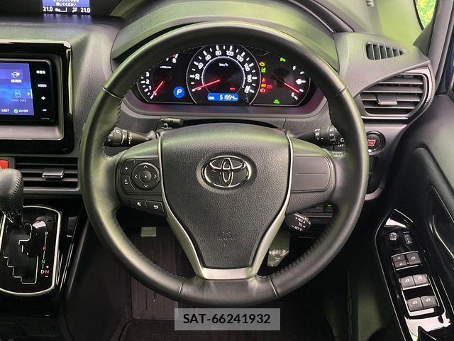 Toyota VOXY 2019-10 6817922-10
