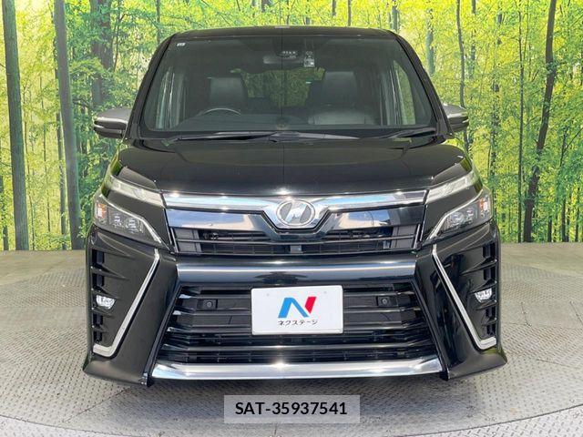 Toyota VOXY 2019-10 6817908-14