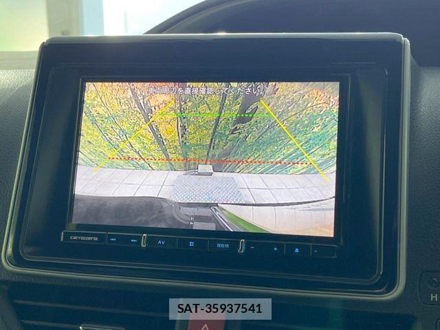 Toyota VOXY 2019-10 6817908-4