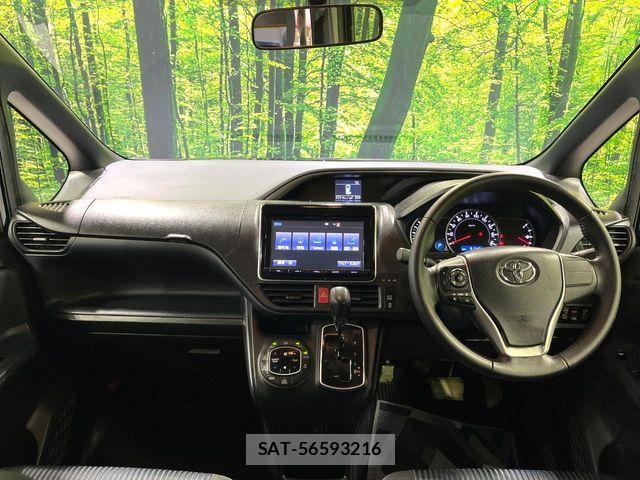 Toyota VOXY 2015-09 6817950-1