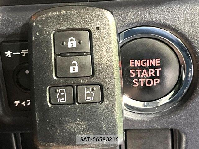 Toyota VOXY 2015-09 6817950-4