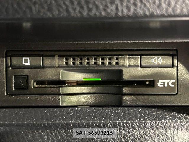 Toyota VOXY 2015-09 6817950-6