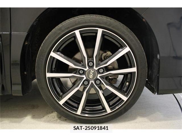 Toyota VOXY 2016-09 6915179-20