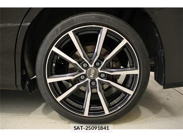 Toyota VOXY 2016-09 6915179-22