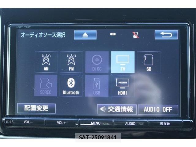 Toyota VOXY 2016-09 6915179-2