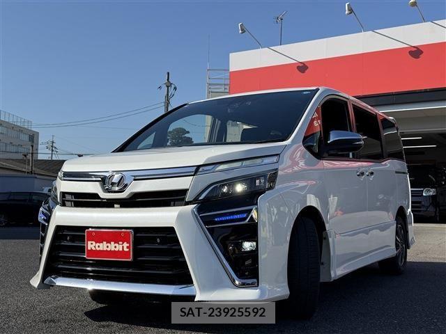 Toyota VOXY 2019-02 6915124-7