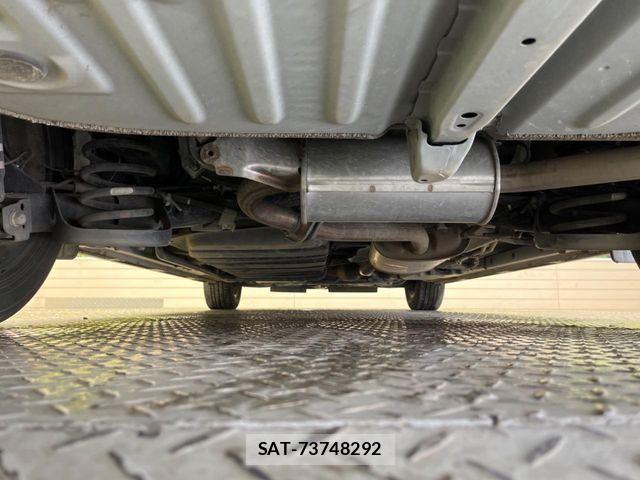 Toyota VOXY 2020-12 6915115-19