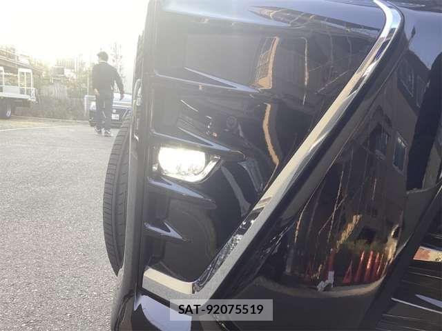 Toyota VOXY 2019-03 6915119-15