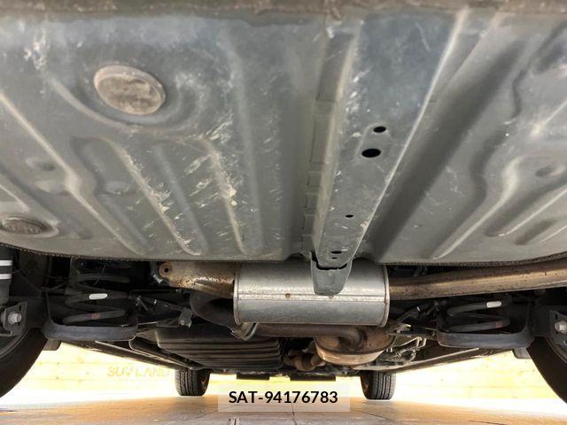 Toyota VOXY 2019-09 6915152-18