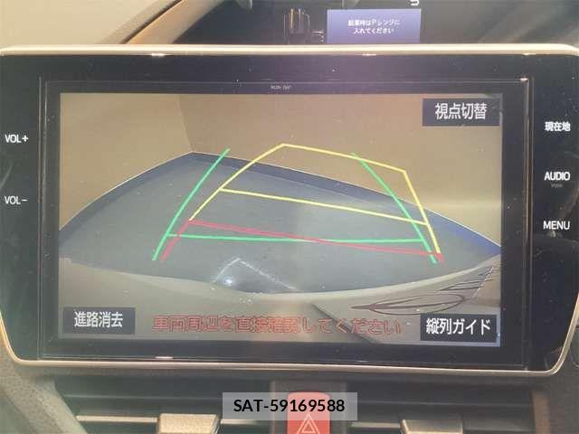 Toyota VOXY 2018-03 6915118-5