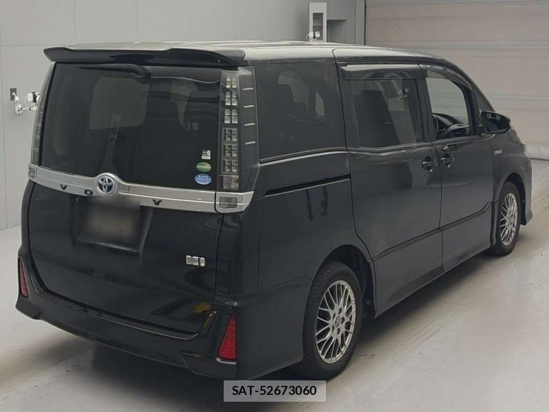Toyota VOXY 2016 6920678-1