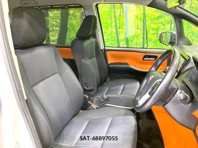 Toyota VOXY 2014-10 6915187-8