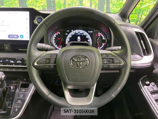 Toyota VOXY 2022-05 6915100-9