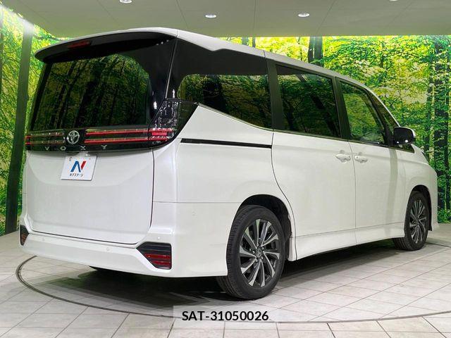 Toyota VOXY 2022-05 6915100-19