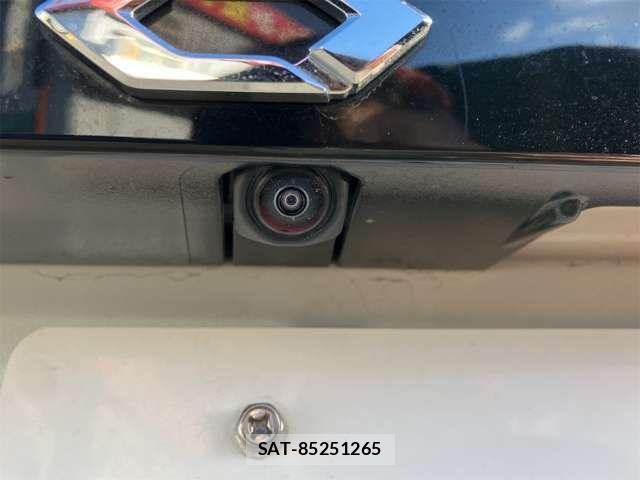 Toyota VOXY 2023-02 6915098-12