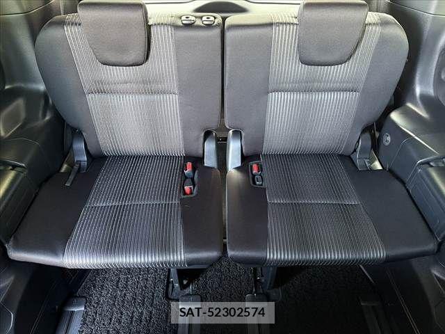 Toyota VOXY 2019-11 6915149-19
