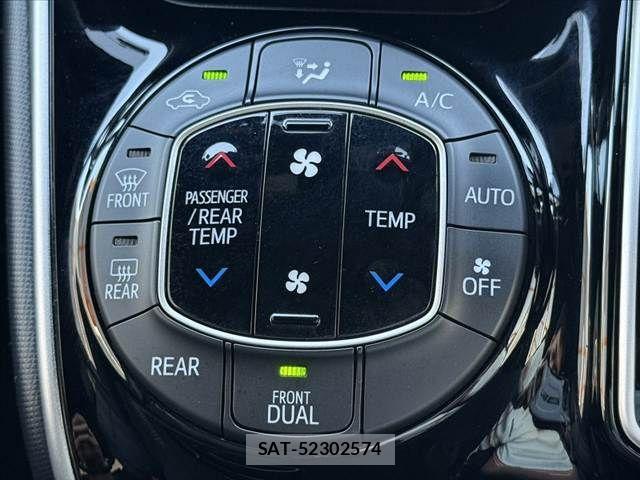Toyota VOXY 2019-11 6915149-26