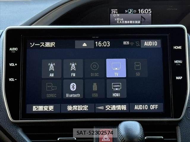 Toyota VOXY 2019-11 6915149-3
