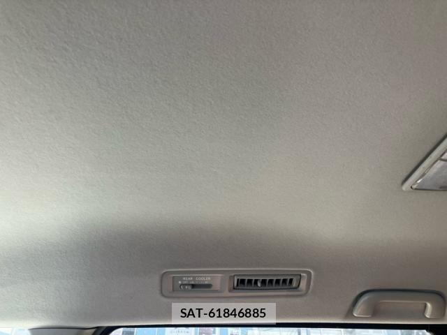 Toyota VOXY 2009-09 6915217-12