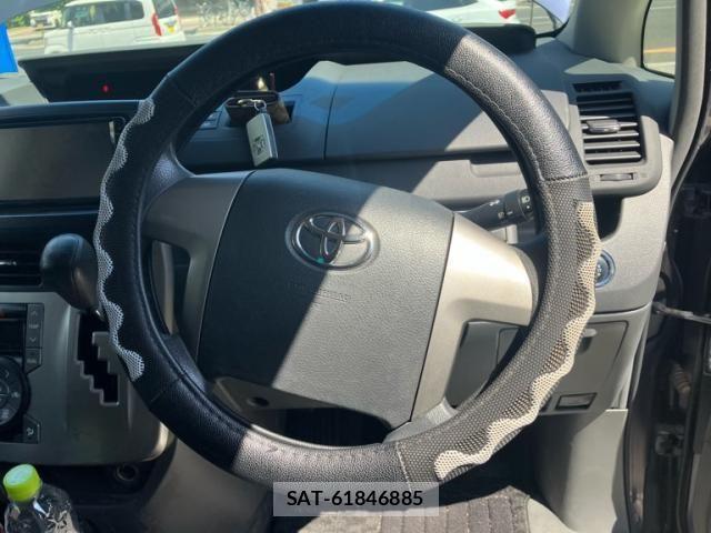 Toyota VOXY 2009-09 6915217-17