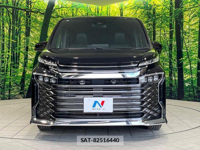 Toyota VOXY 2024-02 6915094-14