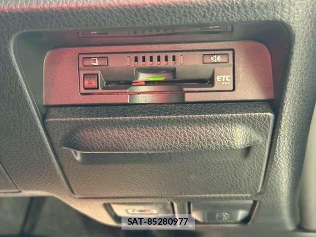 Toyota VOXY 2020-12 6915120-10