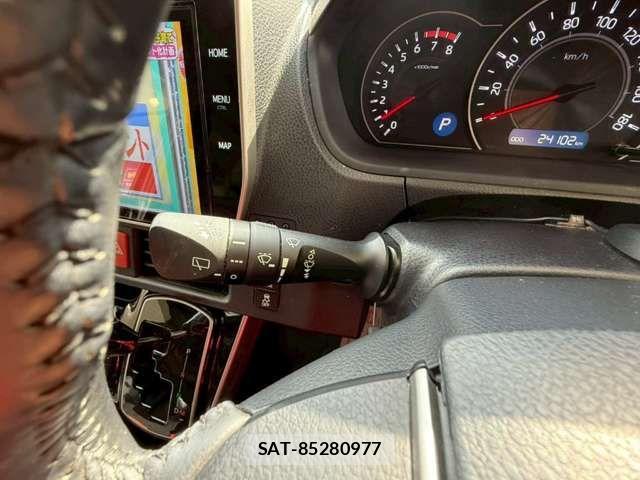 Toyota VOXY 2020-12 6915120-17