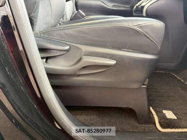 Toyota VOXY 2020-12 6915120-5