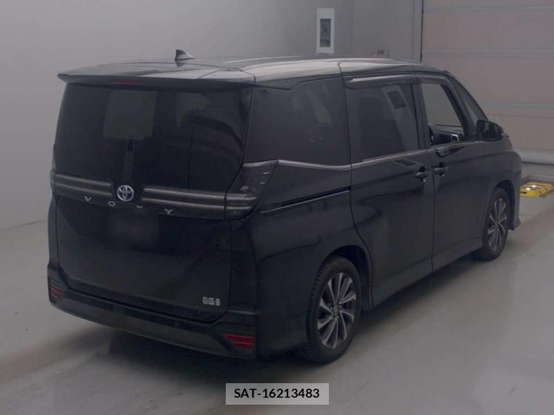 Toyota VOXY 2022 6920682-1