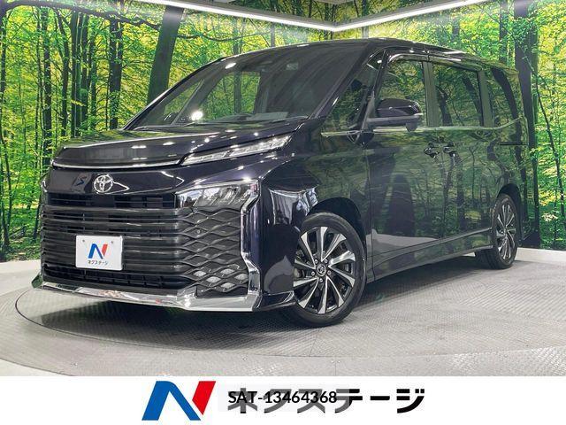 Toyota VOXY 2022-05 6915099-0