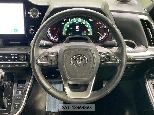 Toyota VOXY 2022-05 6915099-12