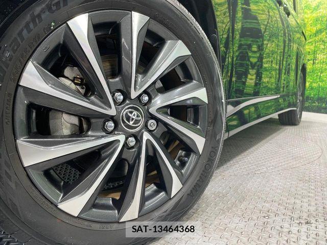Toyota VOXY 2022-05 6915099-14