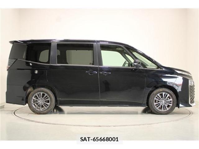Toyota VOXY 2023-04 6915143-13