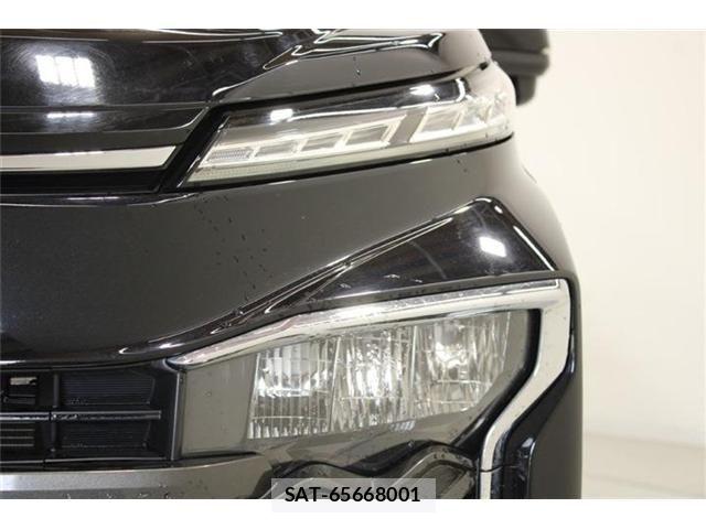 Toyota VOXY 2023-04 6915143-15