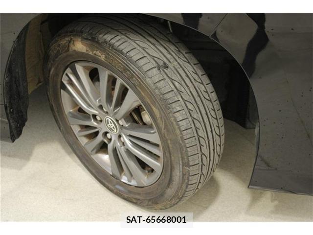 Toyota VOXY 2023-04 6915143-28