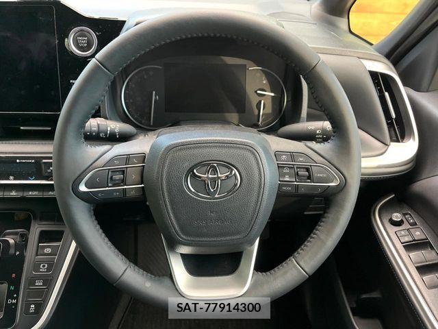 Toyota VOXY 2023-04 6915095-11