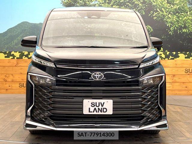 Toyota VOXY 2023-04 6915095-14