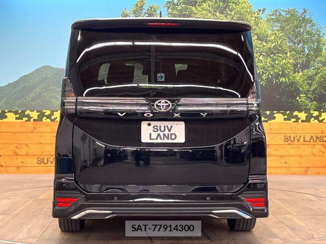 Toyota VOXY 2023-04 6915095-15