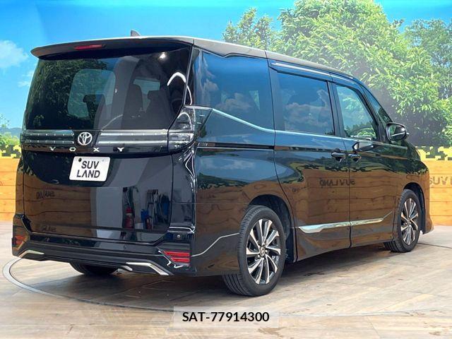 Toyota VOXY 2023-04 6915095-16